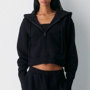 TNA Aritzia Cozy Sweatfleece Boyfriend Boxy Zip Hoodie Black S